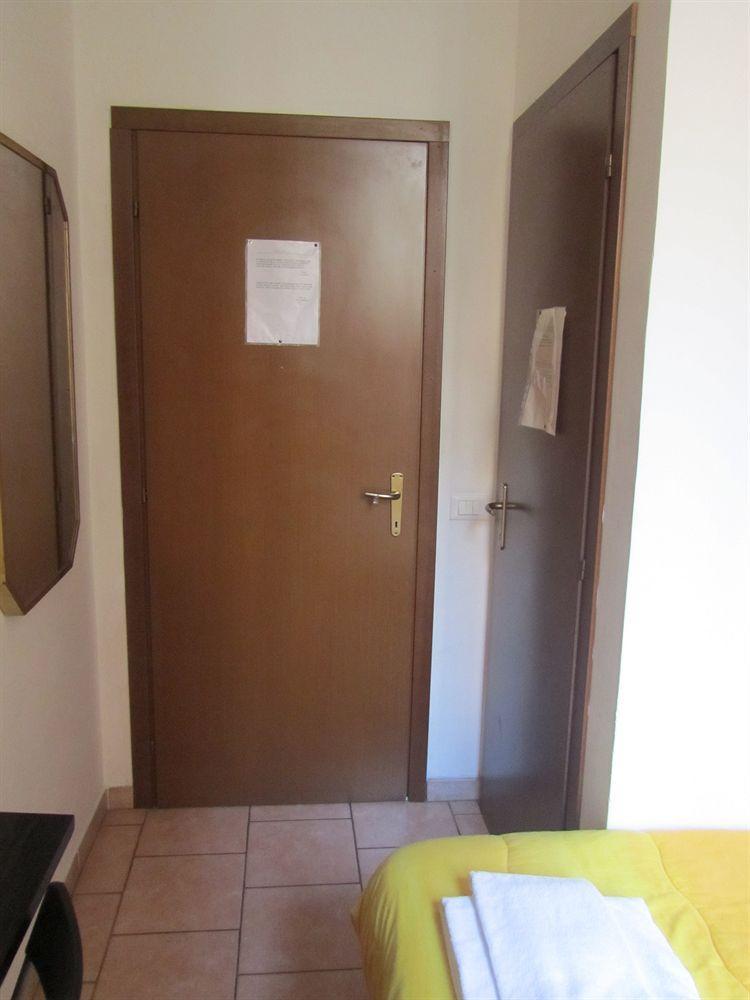 Hotel Gambara Milan Exterior photo